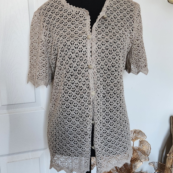 Vintage crochet button up blouse - Picture 5 of 6